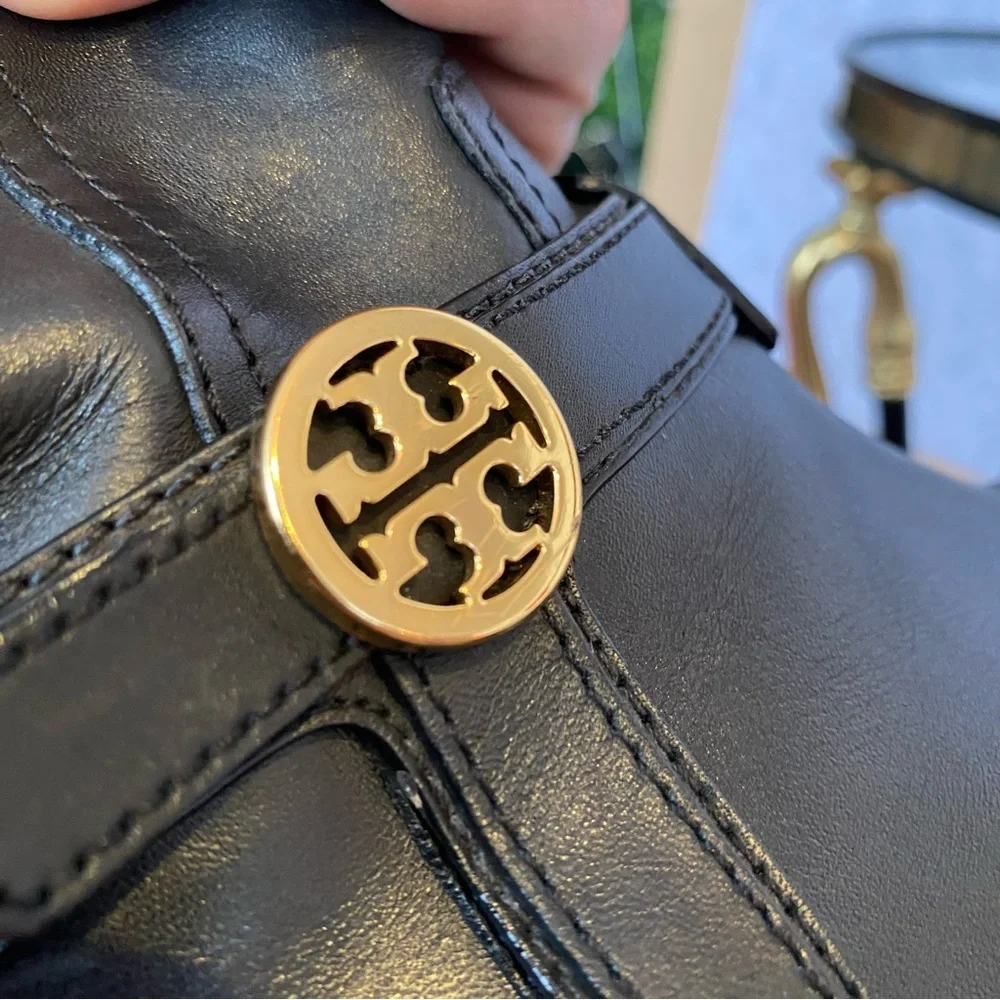 T21 Tory Burch Bristol Equestrian Boots 6.5